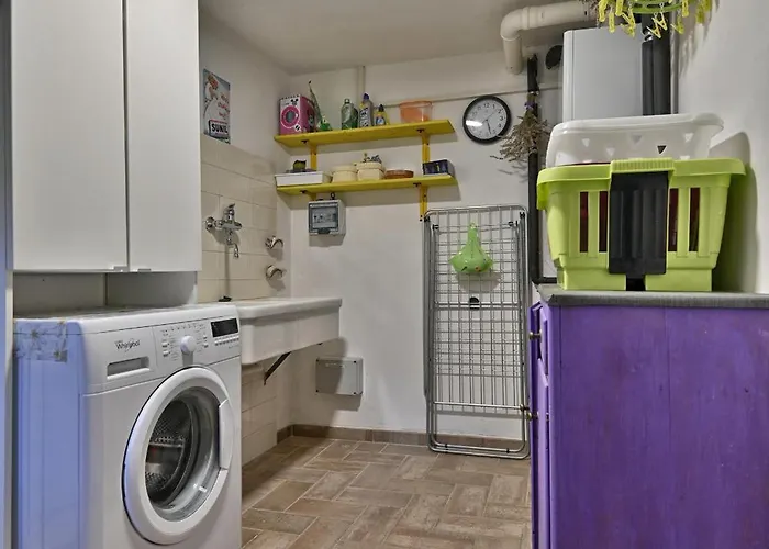 Ornella, La Terrazza - Theater